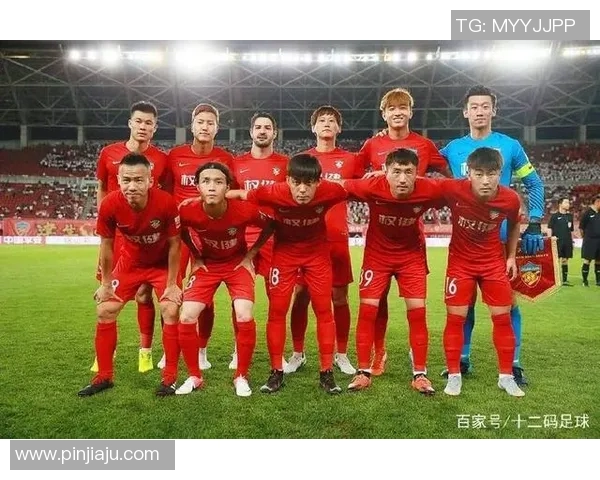 鹿角鹿角迎战天津权健争夺赛季关键三分的激烈对决