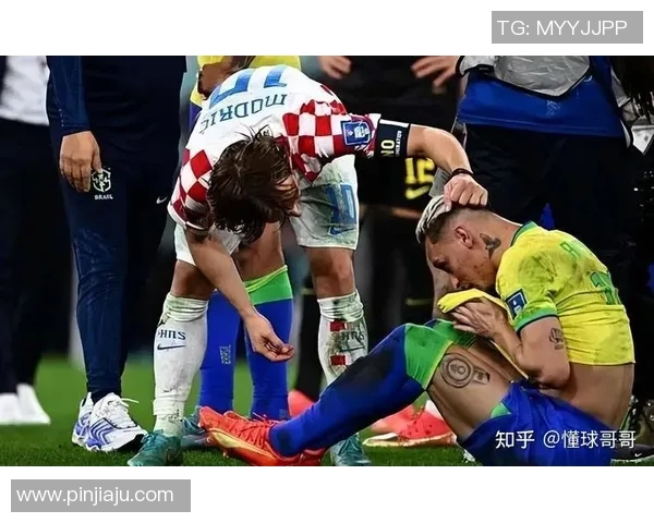 巴西对阵荷兰黄健翔激情解说回顾足球盛宴的经典时刻