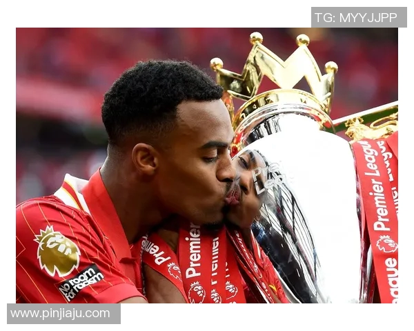 拜仁对阵利物浦的比赛前景分析及双方实力对比探讨